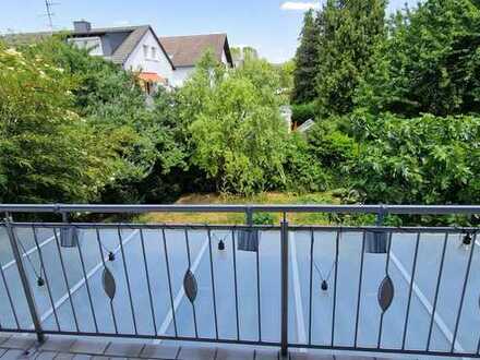 Attraktive 3,5-Zimmer-Wohnung mit Balkon und EBK in Bensheim