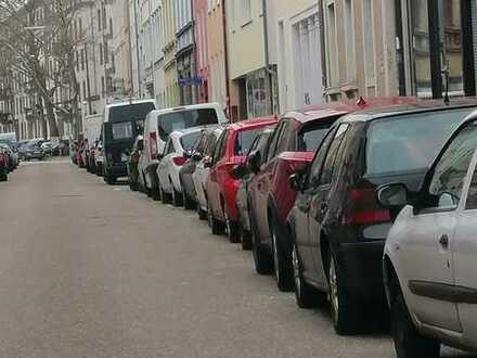 Immer auf der Suche nach einem freien Parkplatz in der Marienstraße?