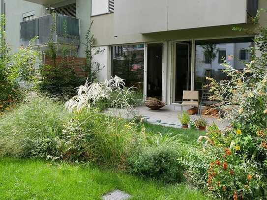 Helle Loft-Wohnung mit Garten und Terrasse in Friedrichshai