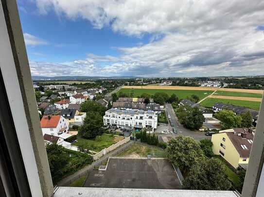 Helle, ruhige 2 ZBB Wohlfühlwohnung in Nieder-Eschbach - neu renoviert- verkehrsgünstig gelegen