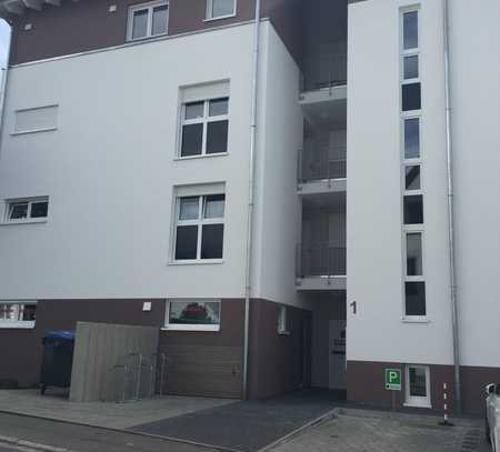 Moderne 2 Zimmer-Dach-Geschoss-Wohnung in Ailingen (14)