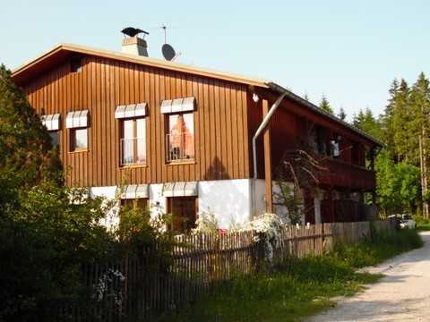 Solides Mehrfamilienhaus am Sylvensteinsee