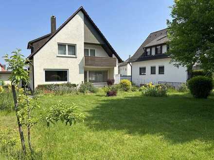 „Rarität in LE-Unteraichen!“ Liebhaberobjekt: EFH mit Traumgarten, Terrasse und großer Garage!