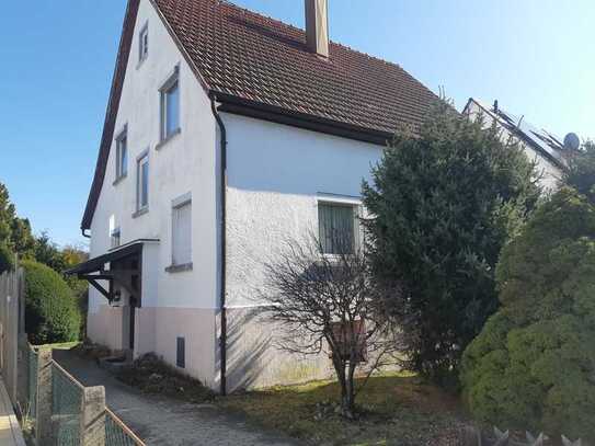 Charmantes 6-Raum-Einfamilienhaus in Ohmenhausen Reutlingen mit großem Garten