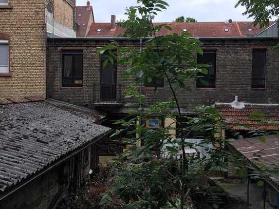 Sanierte 1,5-Zimmer-Wohnung mit Balkon und Einbauküche in Mannheim