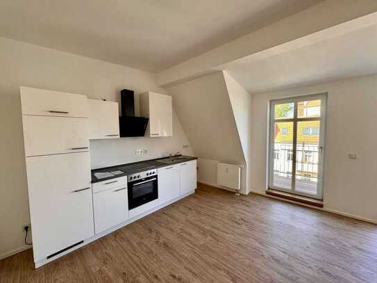 2 x APARTMENTS FIRST OCCUPANCY - PENTHOUSE WITH TERRACE - KITCHEN/DISHWASHER