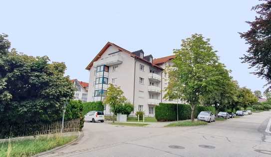 Schöne Dachgeschosswohnung 92m² mit Balkon und TG sofort bezugsfrei!