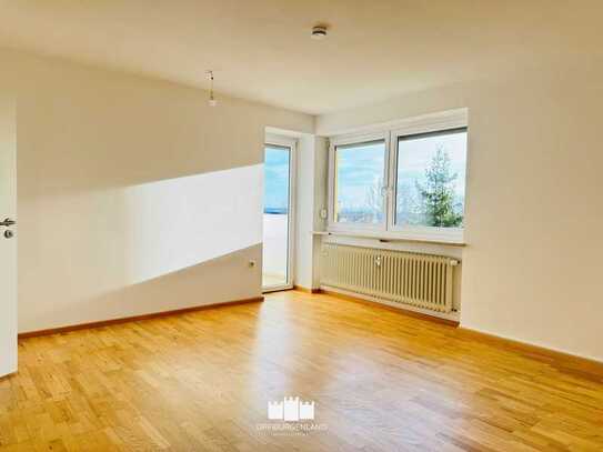 3-Zimmer Wohnung mit Einbauküche und Balkon