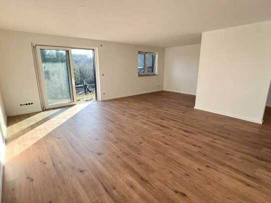 Erstbezug: 1-Zimmer-Appartement mit Terrasse und Blick ins Grüne!