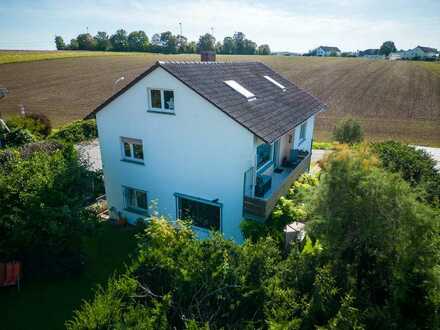 Wohntraum mit vielen Nutzungsmöglichkeiten in Feldrandlage