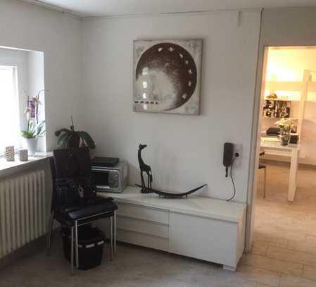 Pendlerwohnung/Büroräume, 2-Zimmer-Erdgeschoss in Herrenberg zur Untermiete