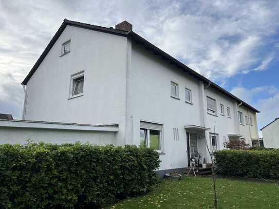 Helles Reihenendhaus, großer Garten und Garage im schönen Bielefeld Babenhausen