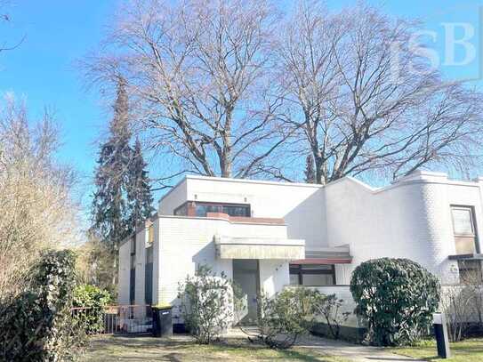 Bestlage am Messelpark in Dahlem: Haus im Haus mit herrlicher Terrasse