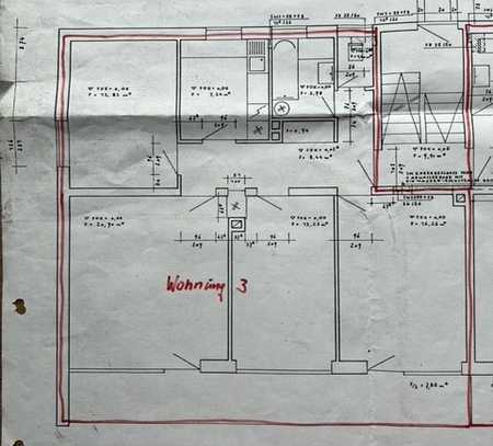 Modernisierte Wohnung mit vier Zimmern und Balkon in Regensburg Reinhausen