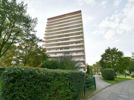 Dormagen-Hackenbroich: Helle 4 Zimmer-Eigentumswohnung mit Aufzug, Balkon und Tiefgaragenstellplatz