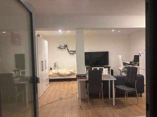 Möbliertes 1-Zimmer Apartment nur für Studenten!!!