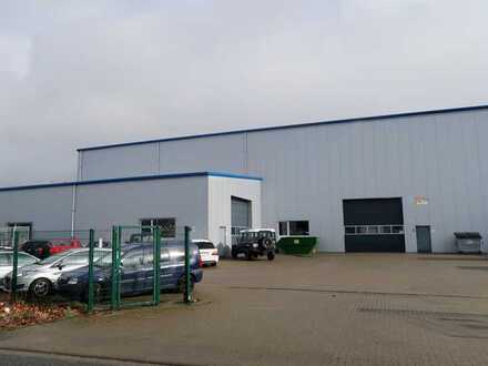 Industrie-Gewerbehalle im Industriegebiet Büren-West