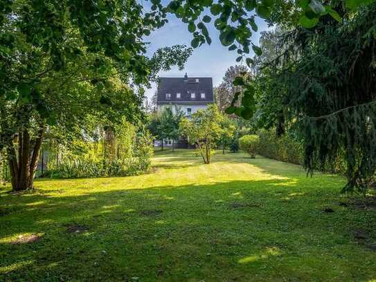 Hochwertiges Einfamilienhaus mit Weitblick auf großzügigem Grundstück