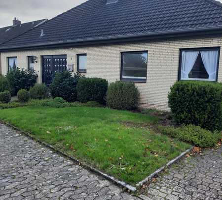 Einfamilienhaus / Winkelbungalow in Itzum
- provisionsfrei-