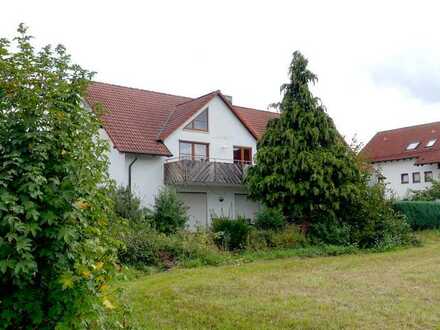 Großzügige 4-Zimmer-Maisonette-Wohnung in Waldenburg