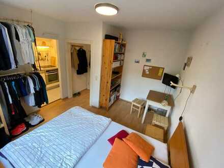 *wunderschöne* NEU sanierte 1,5-Zimmer-Wohnung mit EBK in Stuttgart - Degerloch (Mitte))