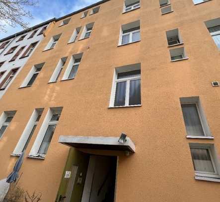 An der Berger Straße + gepflegtes Altbau 8 Mehrfamilienhaus + vier Wohnungen vakant ab 01.03.2025