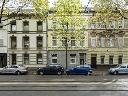 Siebenfamilienhaus in Krefeld - Nähe Hochschule und Helios Kliniken und Gestaltungspotenzial