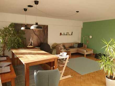 Zwischenmiete 22.7. - 23.9.: zentrale, möblierte 3 Zimmer Wohnung mit Balkon in Kölner Südstadt