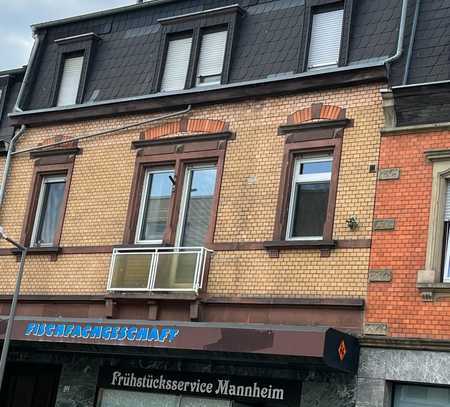 Exklusive, gepflegte 5-Zimmer-Maisonette-Wohnung mit Einbauküche in Mannheim