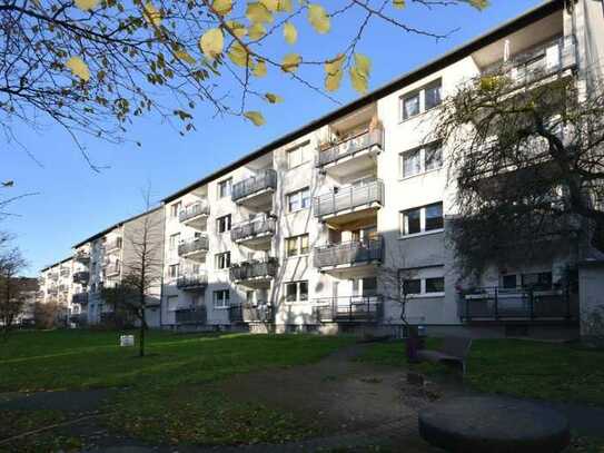 Großzügig geschnittene und sanierte 4-Zimmer-Wohnung in ruhiger Lage! Provisionsfrei!