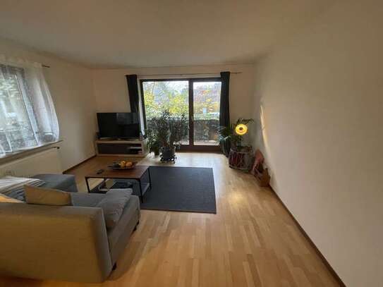 Ruhige 2 Zi. Wohnung, Balkon, Garten