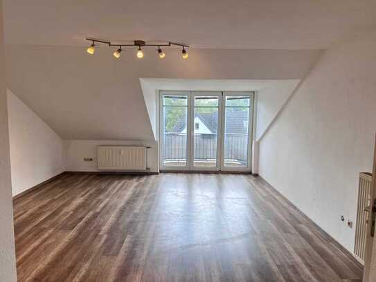 Helle 3-Zimmer-Wohnung mit Balkon in ruhiger Lage von Bremen