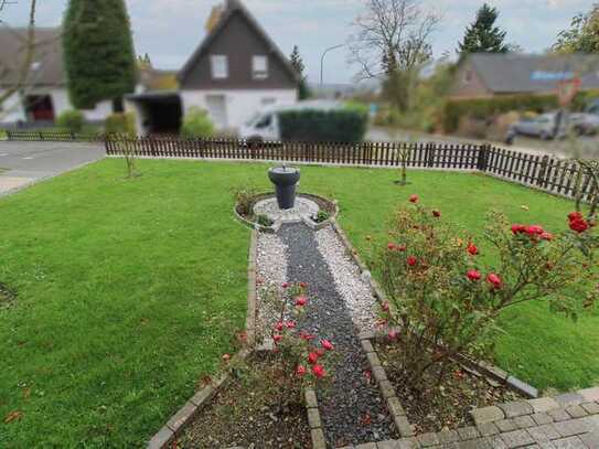 Frei stehendes Einfamilienhaus in Simmerath/Lammersdorf mit großem Garten und Garage