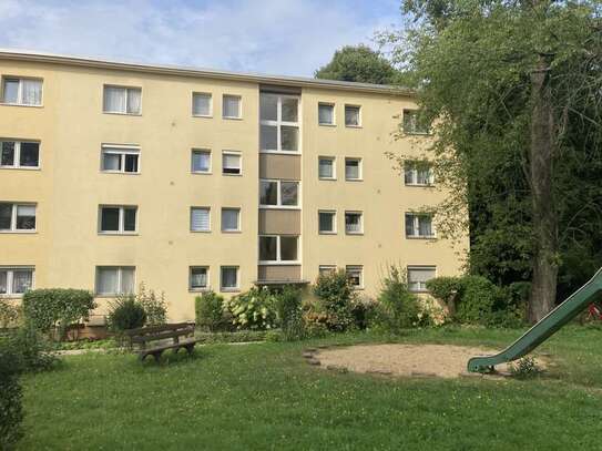 Schöne 2-Zimmer Wohnung mit Balkon