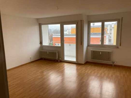 3-Zimmer-Wohnung in Weingarten ab 01.05. zu vermieten