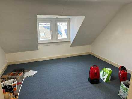 3-Zimmer-Wohnung mit EBK in Frankfurt am Main