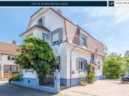Charmantes Familienhaus mit großem Garten in zentraler Lage