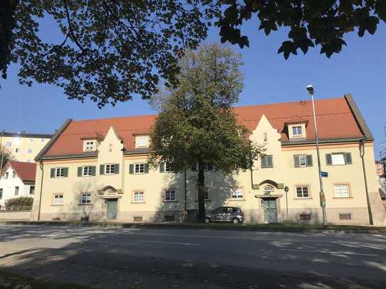 Wohn-Highlight! Außergewöhnliche 3-Zimmer-Maisonettewohnung in Traunstein/Zentrum