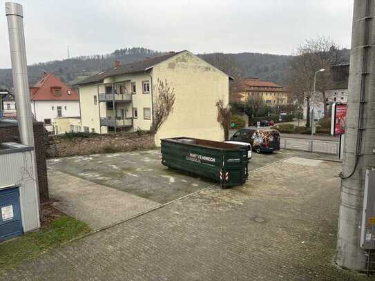 Vielseitig nutzbare 500 m² Freifläche in zentraler Lage in Weinheim