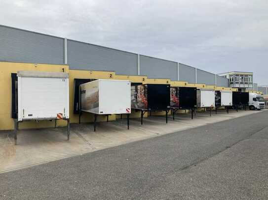 Logistikflächen im umzäunten Gewerbepark mit 24/7 Betrieb, in verschiedenen Flächengrößen bezugsfrei