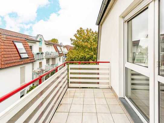 ERSTBEZUG NACH RENOVIERUNG: Moderne 2-Zimmer-Wohnung in Velten mit Balkon und PKW-Stellplatz