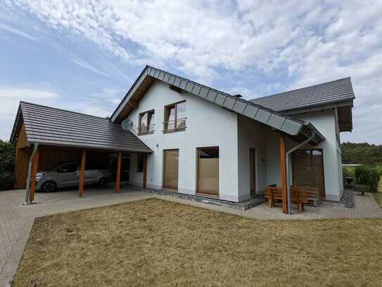 Holz trifft Energieeffizienz – Einfamilienhaus in Schloß Holte-Stukenbrock