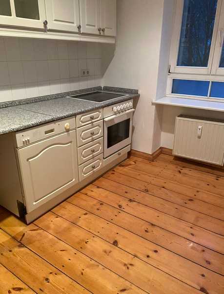 Großzügige 1 Zimmer Wohnung mit Wohnküche.