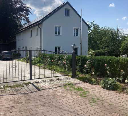 Vollständig renoviertes 7-Zimmer-Haus mit Einbauküche in Maitenbeth