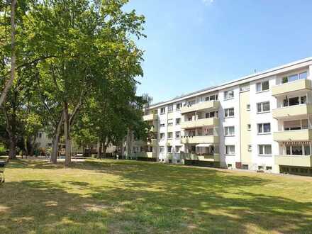 Schöne 2-Zimmer-Wohnung mit Balkon in zentraler Lage