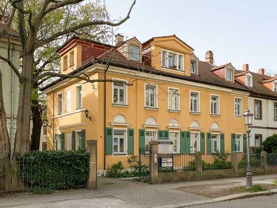 Helle Büroetage in zentral gelegener Gründerzeitvilla zu vermieten!