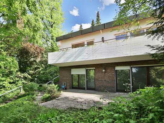 Großes Einfamilienhaus mit schönem Garten in begehrter Lage (Burghalde)