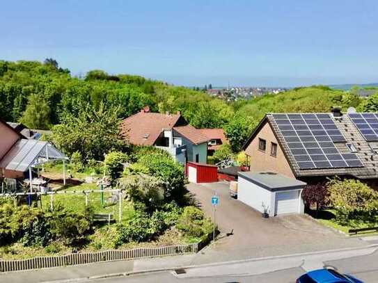 Sonnige, ruhige 2,5-Zimmer Wohnung mit Terrasse und Garten in Wetter (Ruhr)