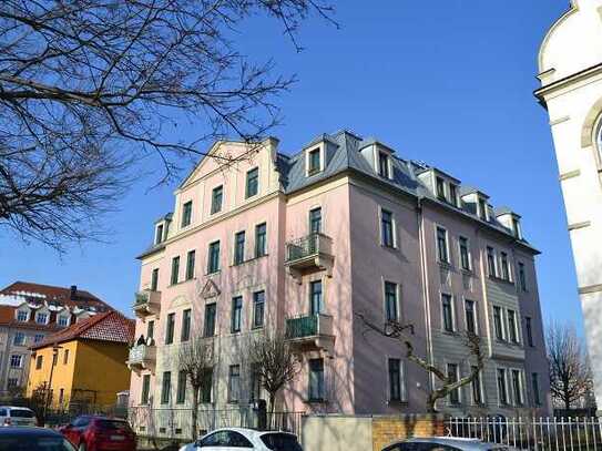 2-Zimmer_Altbauwohnung mit Balkon