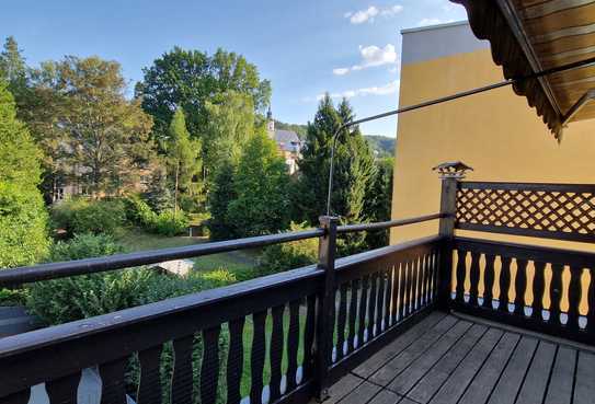 Gemütliche Dachgeschoss-Wohnung mit Balkon